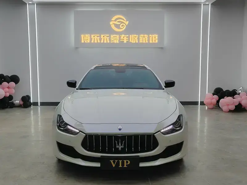 2021 Maserati Ghibli с пробегом 75 000 км