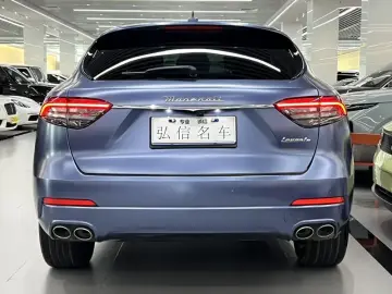 2022 Maserati Levante с пробегом 67 000 км