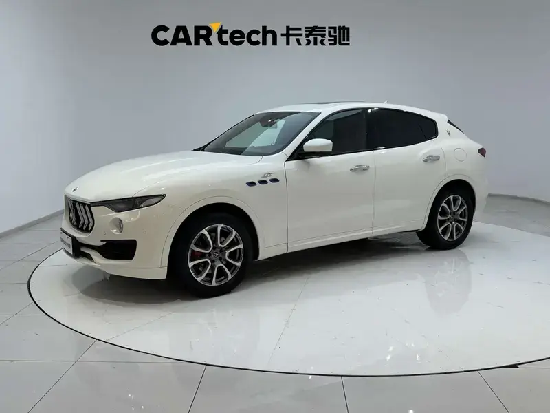 2022 Maserati Levante с пробегом 55 000 км