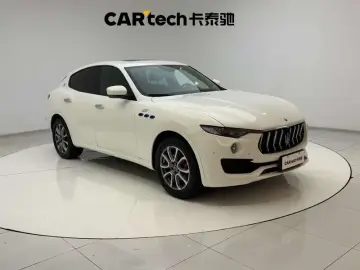 2022 Maserati Levante с пробегом 55 000 км