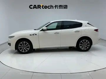 2022 Maserati Levante с пробегом 55 000 км