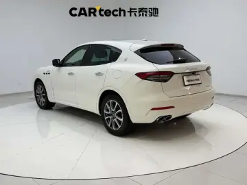 2022 Maserati Levante с пробегом 55 000 км