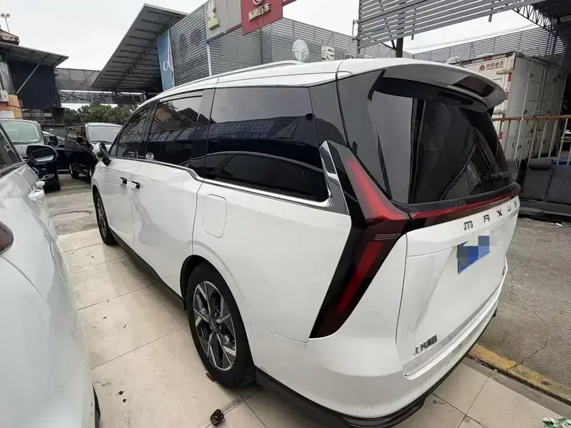 2024 Maxus G70 с пробегом 25 000 км