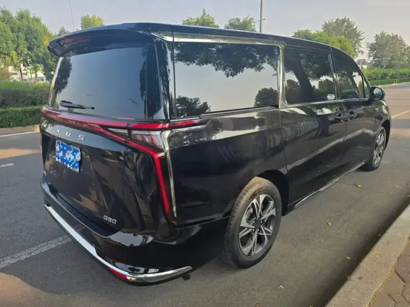 2023 Maxus G90 с пробегом 53 000 км