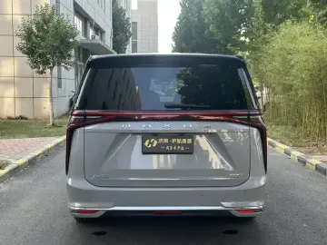 2022 Maxus G90 с пробегом 31 000 км