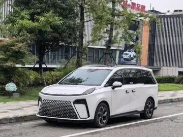 2024 Maxus G70 с пробегом 7 000 км