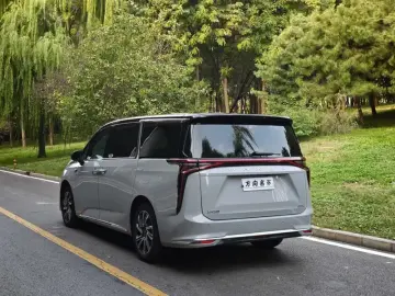 2022 Maxus G90 с пробегом 56 800 км