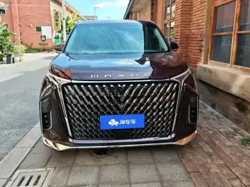 2022 Maxus G90 с пробегом 7 000 км