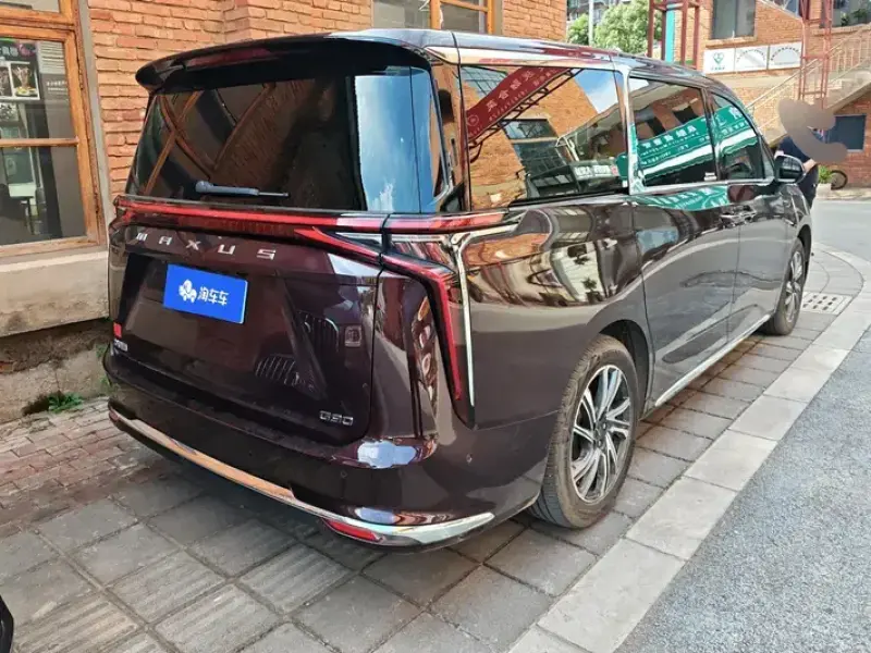2022 Maxus G90 с пробегом 7 000 км