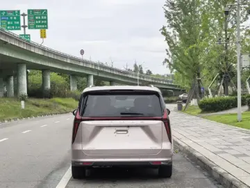 2024 Maxus G70 с пробегом 5 000 км