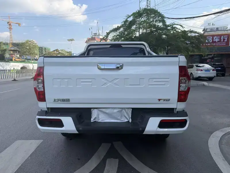 2022 Maxus T70 с пробегом 22 000 км