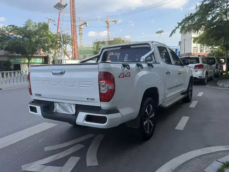 2022 Maxus T70 с пробегом 22 000 км