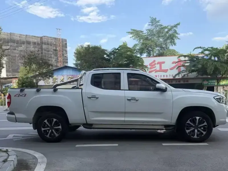 2022 Maxus T70 с пробегом 22 000 км