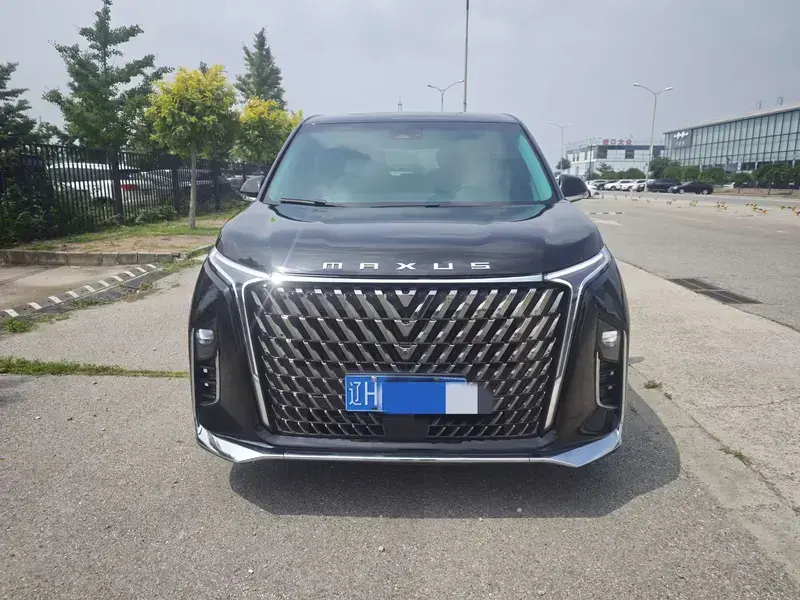 2022 Maxus G90 с пробегом 90 000 км