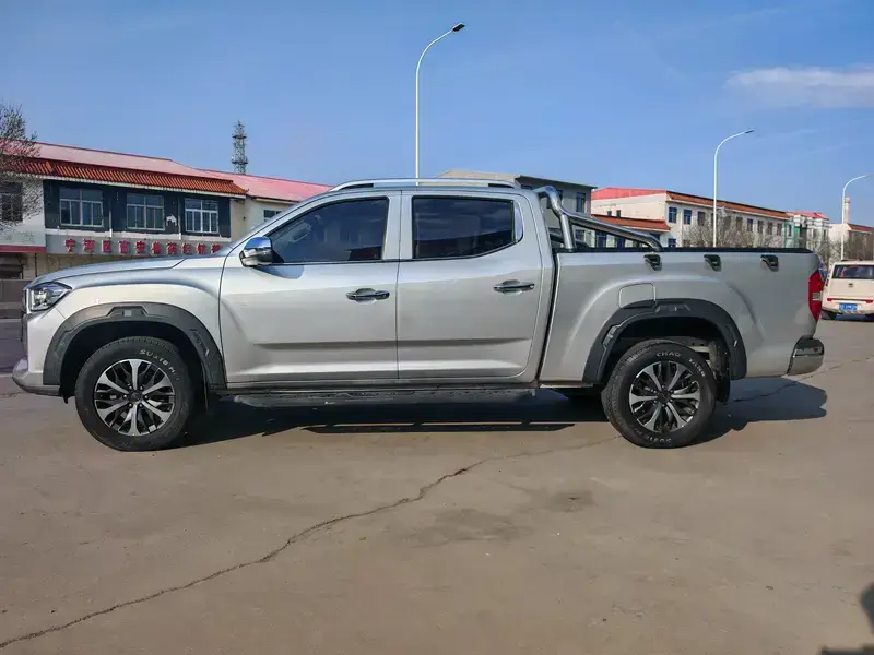 2022 Maxus T70 с пробегом 40 000 км