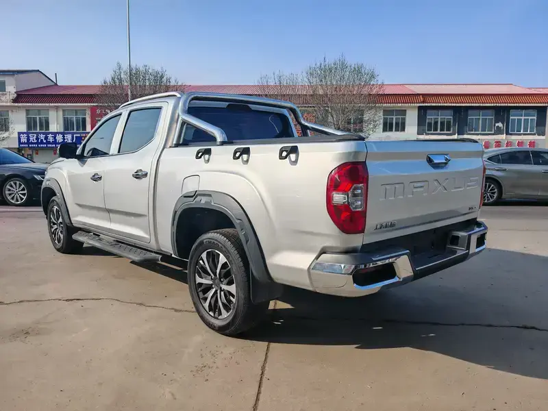 2022 Maxus T70 с пробегом 40 000 км