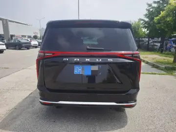 2022 Maxus G90 с пробегом 90 000 км