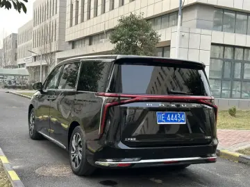 2022 Maxus G90 с пробегом 50 000 км
