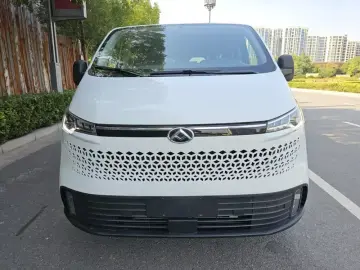 2023 Maxus V70 с пробегом 40 000 км