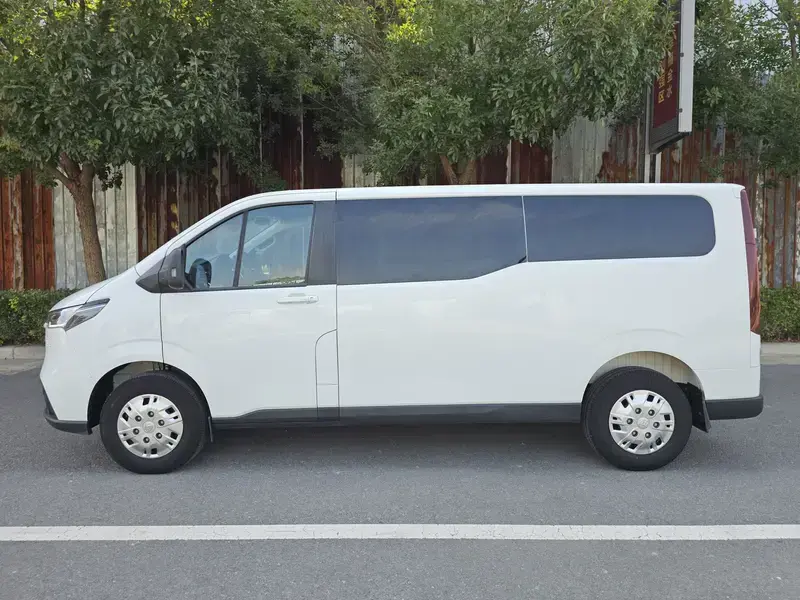 2023 Maxus V70 с пробегом 40 000 км