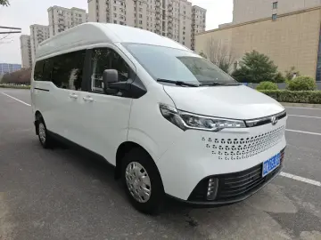 2023 Maxus V70 с пробегом 8 000 км