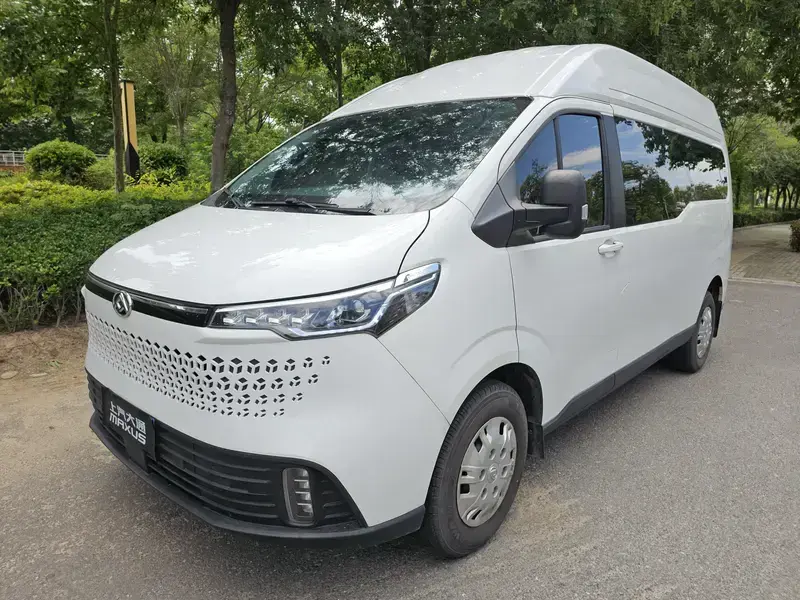 2023 Maxus V70 с пробегом 13 000 км