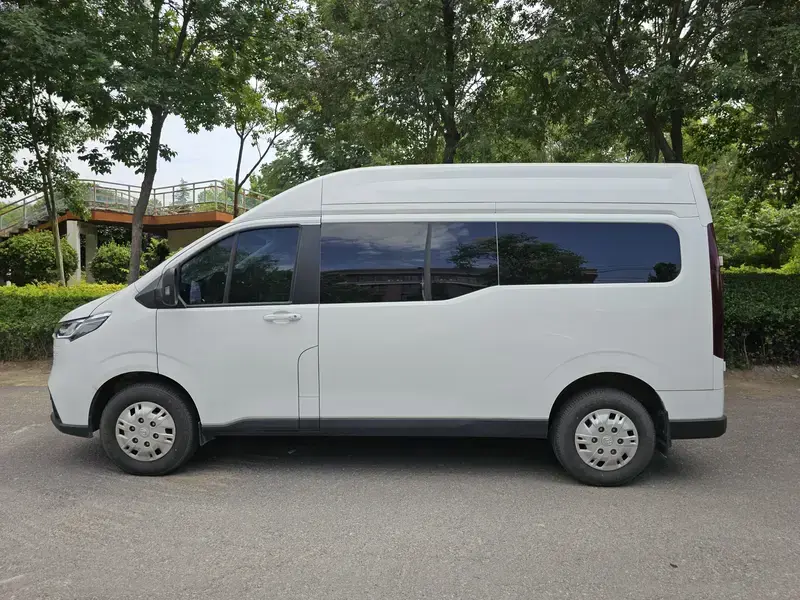 2023 Maxus V70 с пробегом 13 000 км