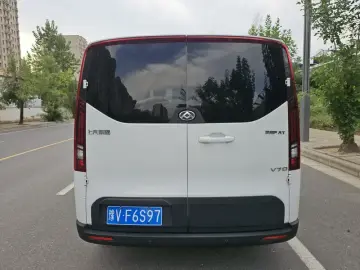 2023 Maxus V70 с пробегом 16 000 км