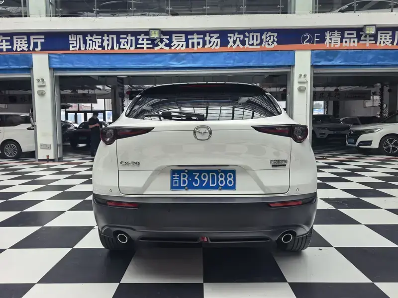 2021 Mazda CX-30 с пробегом 40 000 км