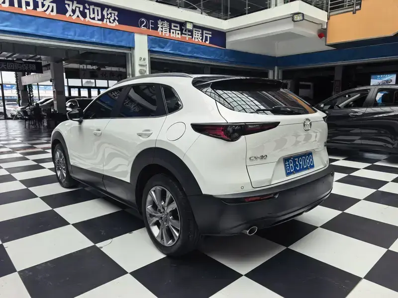 2021 Mazda CX-30 с пробегом 40 000 км