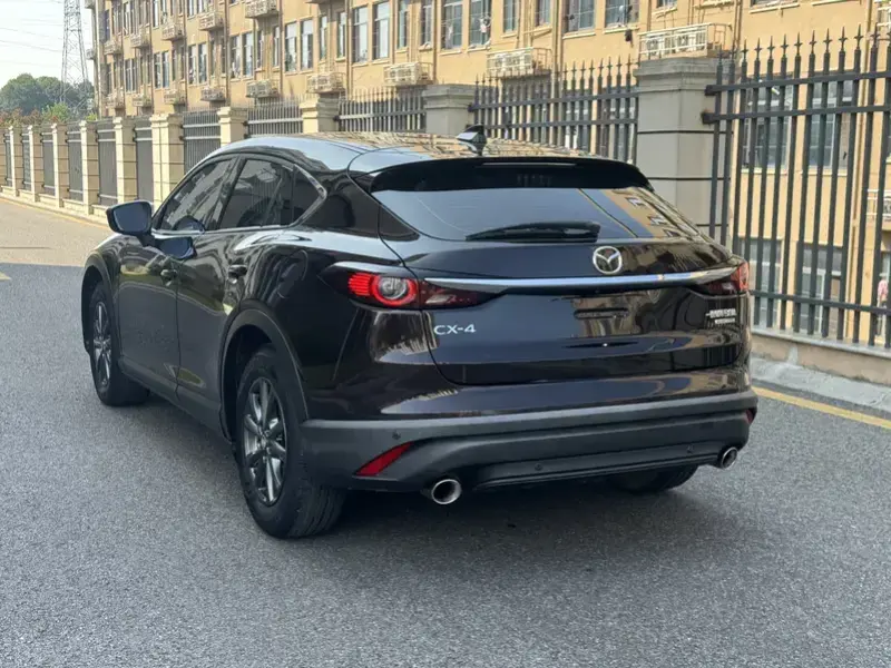 2021 Mazda CX-4 с пробегом 60 000 км