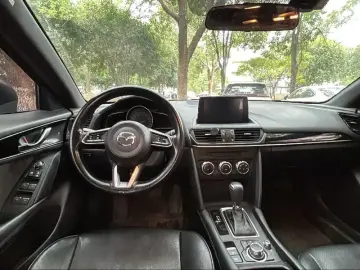 2021 Mazda CX-4 с пробегом 53 400 км