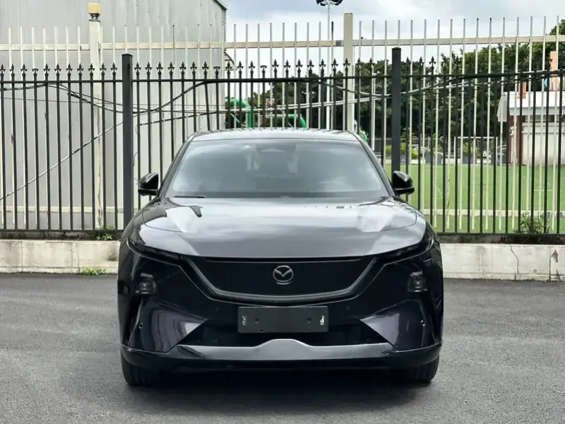 2025 Mazda EZ-60 с пробегом 7 000 км
