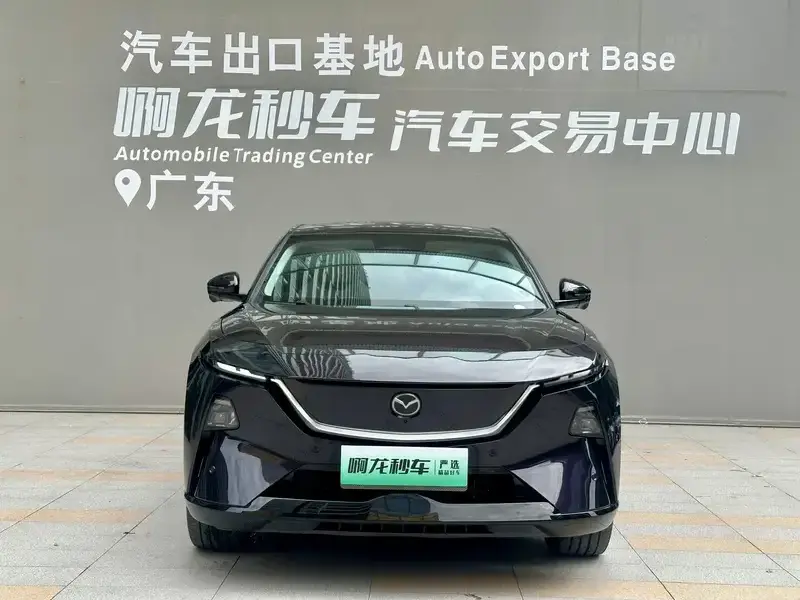 2025 Mazda EZ-60 с пробегом 45 000 км