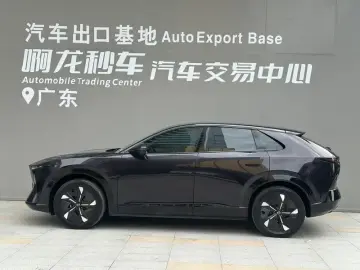 2025 Mazda EZ-60 с пробегом 45 000 км