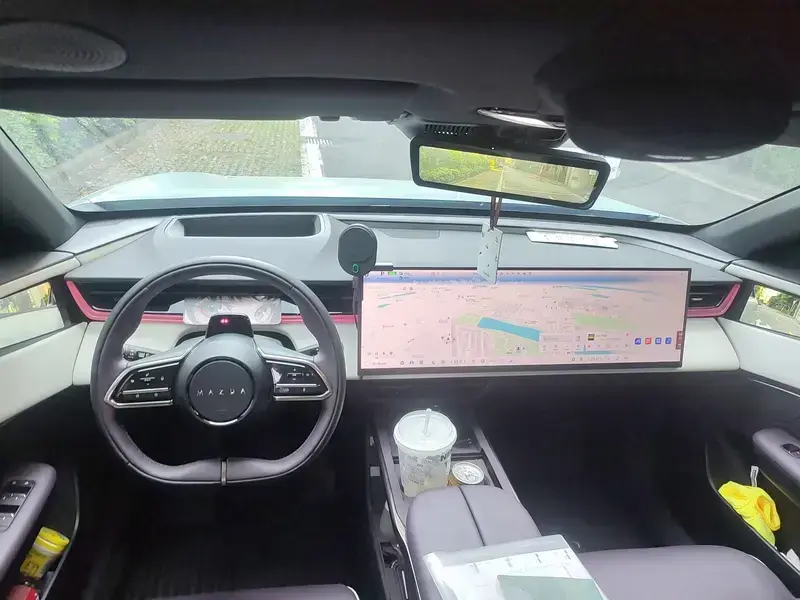 2025 Mazda EZ-60 с пробегом 12 400 км