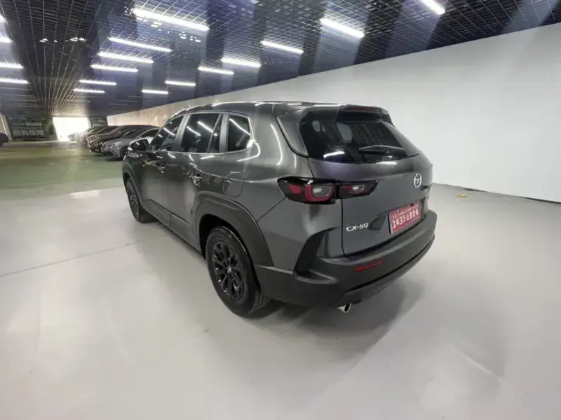 2023 Mazda CX-50 с пробегом 18 000 км