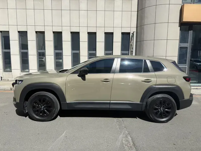 2023 Mazda CX-50 с пробегом 25 000 км
