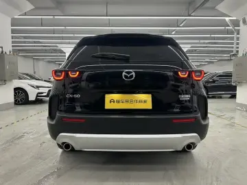 2023 Mazda CX-50 с пробегом 12 000 км