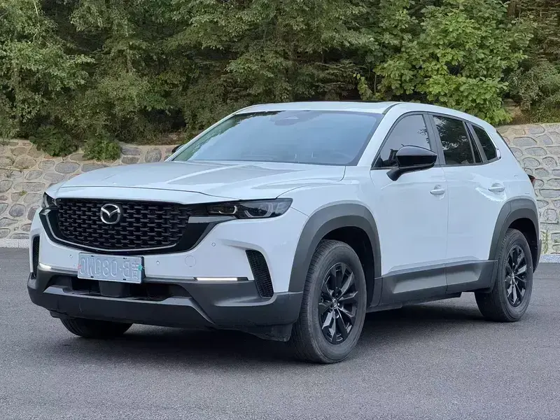 2023 Mazda CX-50 с пробегом 26 000 км
