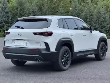 2023 Mazda CX-50 с пробегом 26 000 км