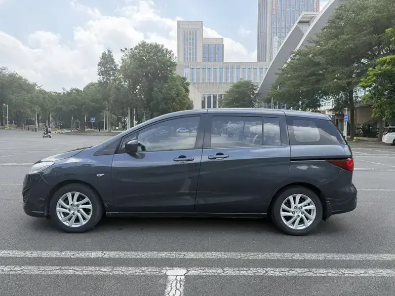 2011 Mazda 5 с пробегом 160 000 км