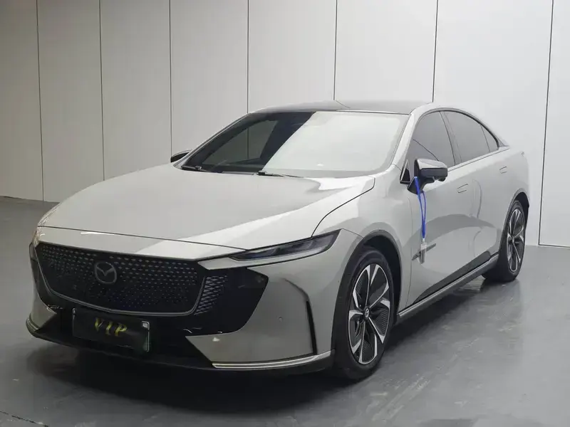 2024 Mazda EZ-6 с пробегом 9 000 км