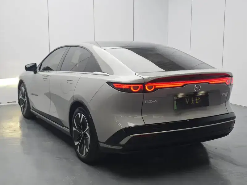 2024 Mazda EZ-6 с пробегом 9 000 км