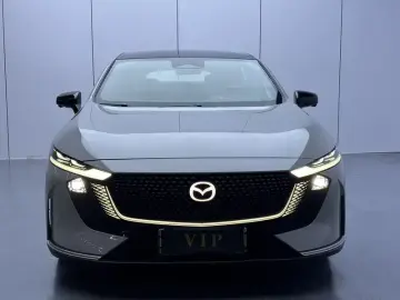 2024 Mazda EZ-6 с пробегом 25 000 км