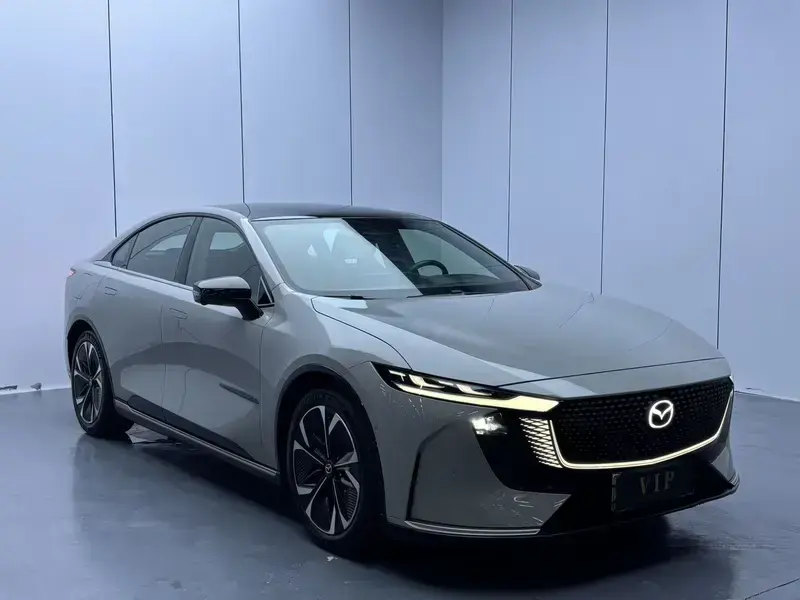 2024 Mazda EZ-6 с пробегом 25 000 км