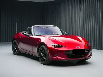 2023 Mazda MX-5 с пробегом 5 000 км