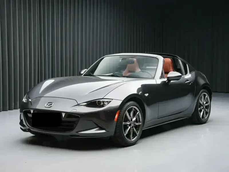 2023 Mazda MX-5 с пробегом 11 000 км
