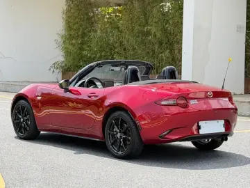 2023 Mazda MX-5 с пробегом 22 000 км