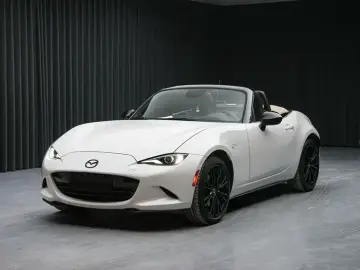 2025 Mazda MX-5 с пробегом 16 000 км